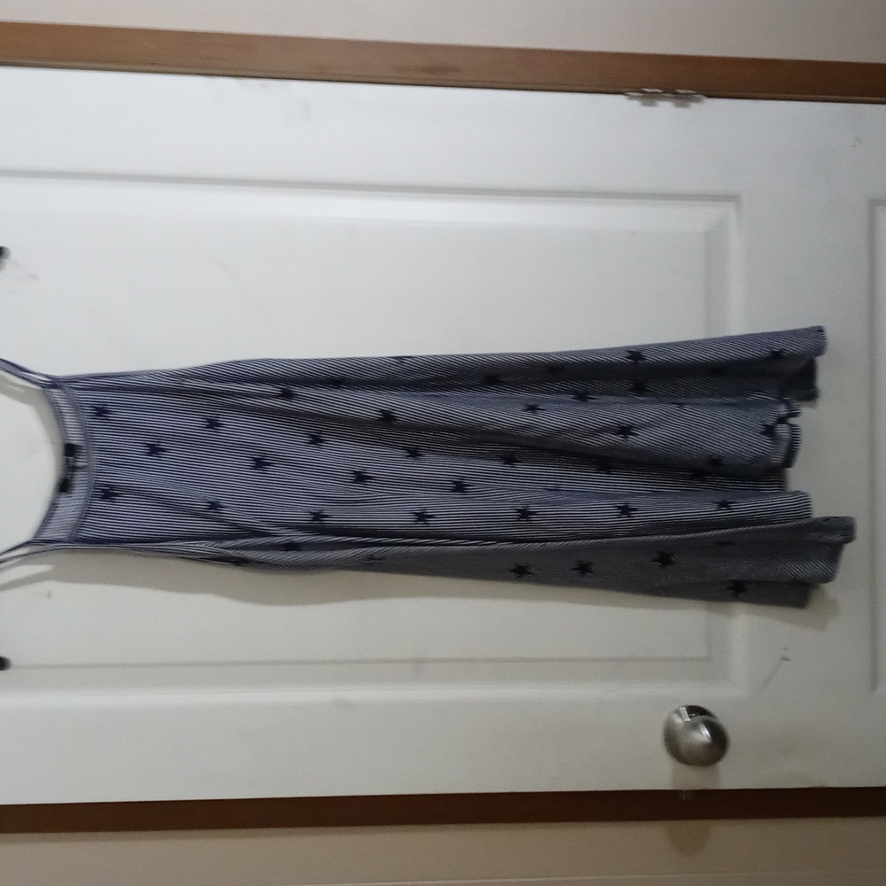 MRT 1030 dress with stars